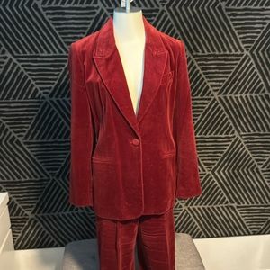 🔥🍷Vintage Red Velvet Pant Suit